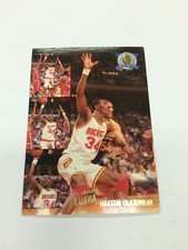 1993/94 Fleer Ultra NBA Basketball Card ALL-NBA FIRST TEAM #4 HAKEEM OLAJUWON