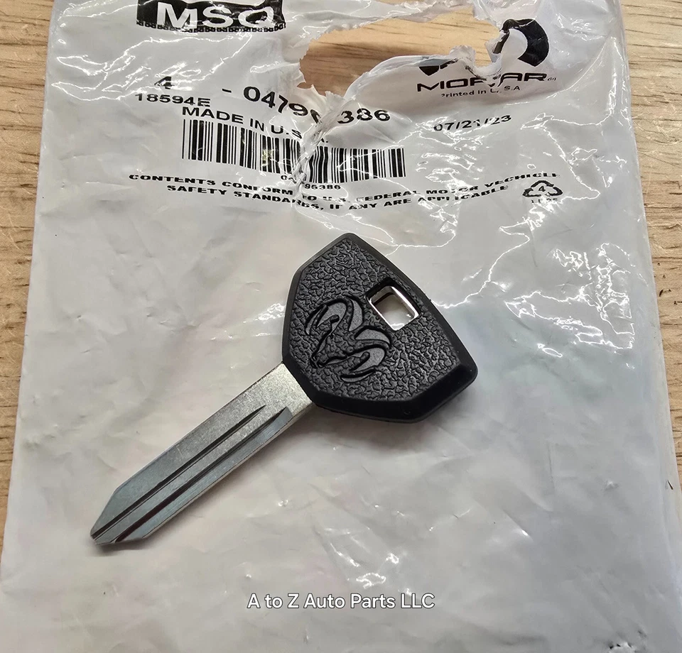 NEW 1994-2001 Dodge Ram, Dakota, Durango RAMs Head Logo KEY Blank, OEM Mopar Foto 2 de 4