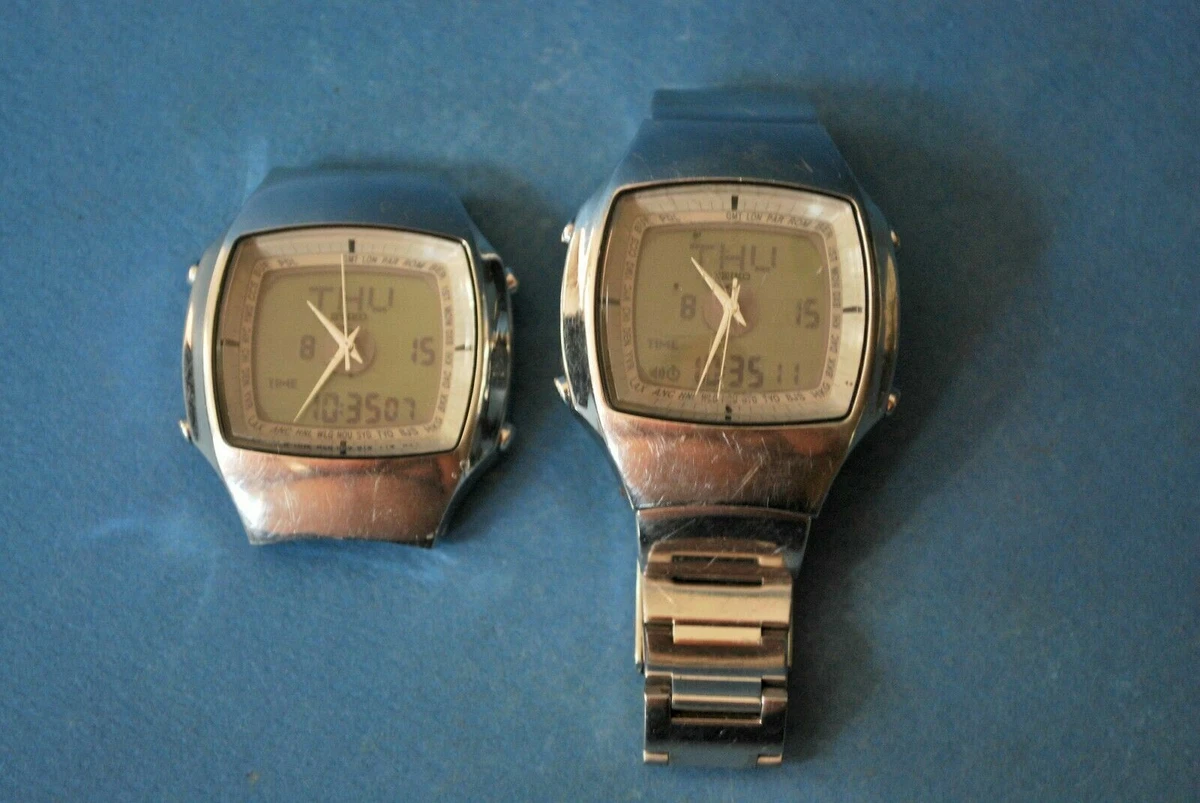 VINTAGE SEIKO 2 x H022-5000. R-SUS. DIGI/ANAL. WORLD TIME/2 ALARMS 