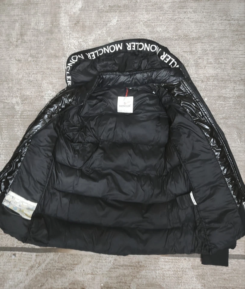 Moncler Puffer Down Jacket - Image 3 of 4