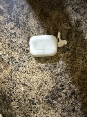 Apple AirPods Pro 2nd Generation with MagSafe Wireless Charging Case - White