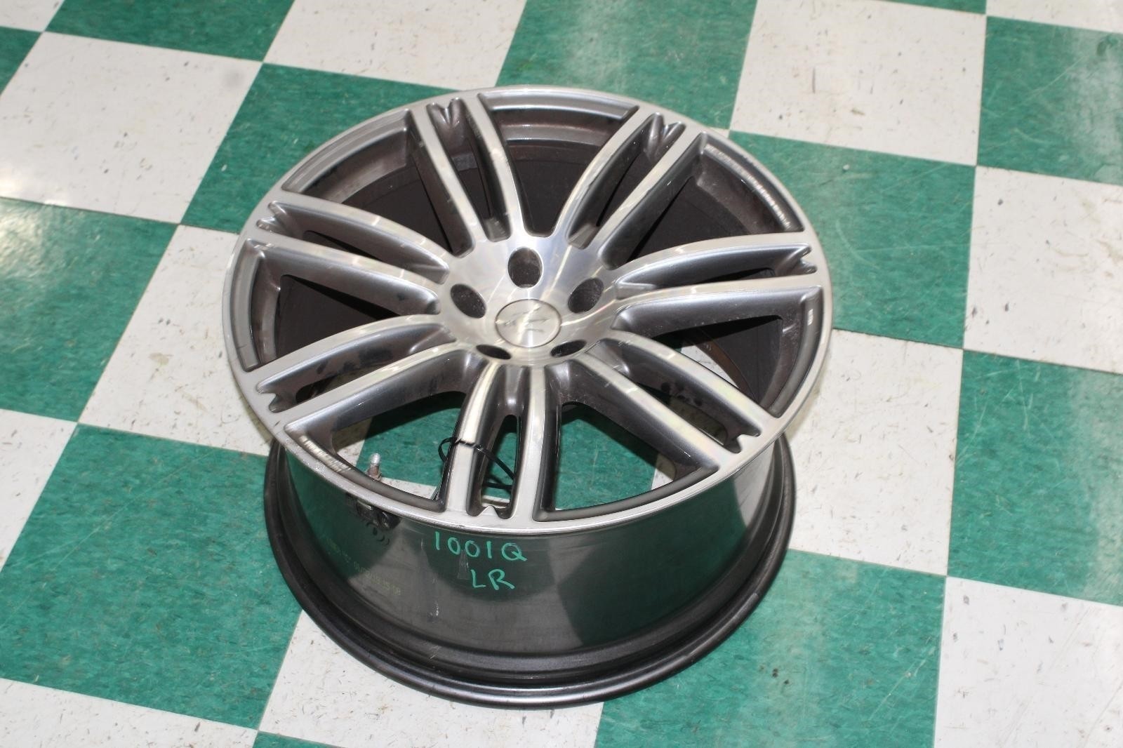 Maserati Ghibli 2014-2021 Front Wheels 10 pcs Gray