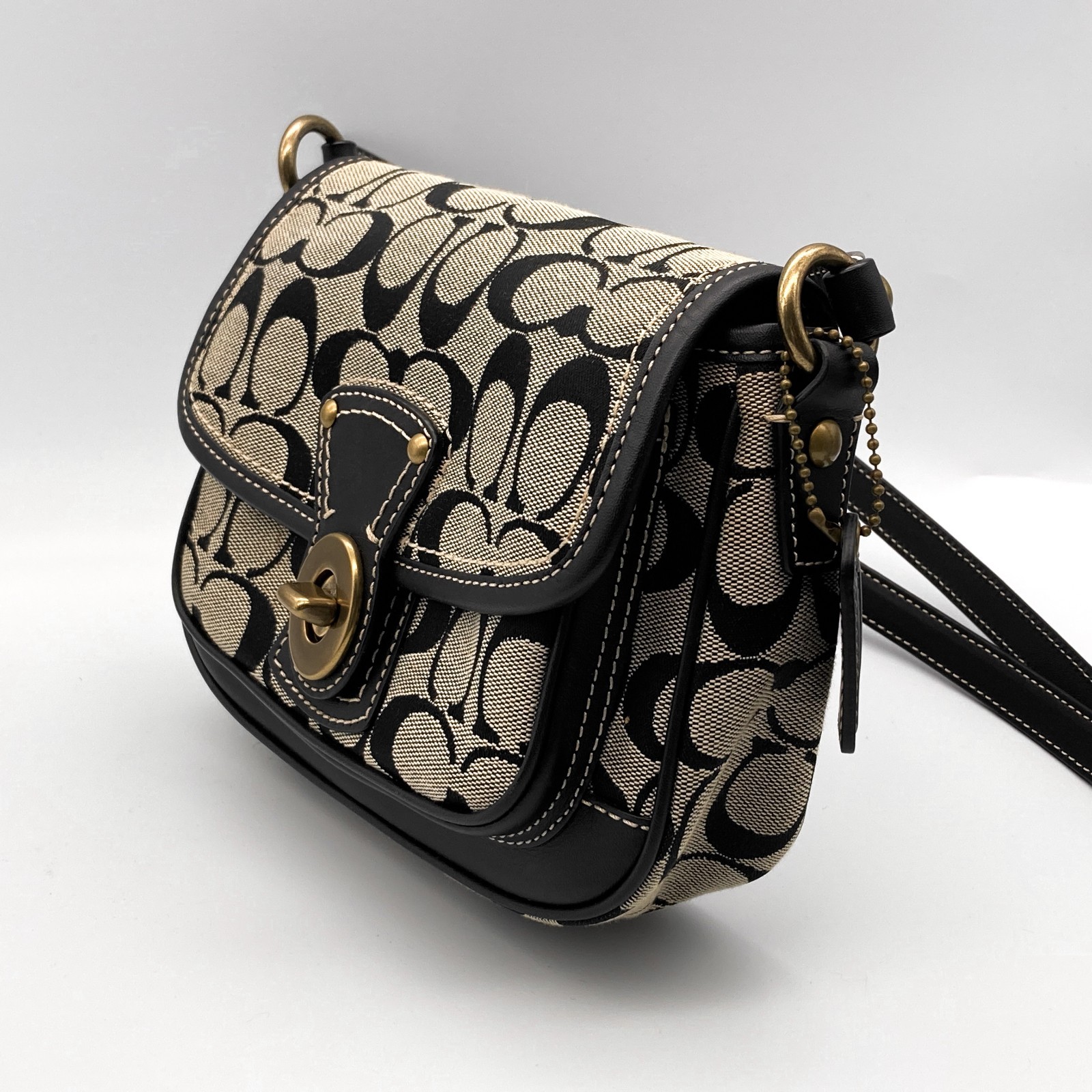 Auth COACH Signature Turn Lock One Shoulder Bag  F10566 Black Gold | B2557/N thumbnail 4