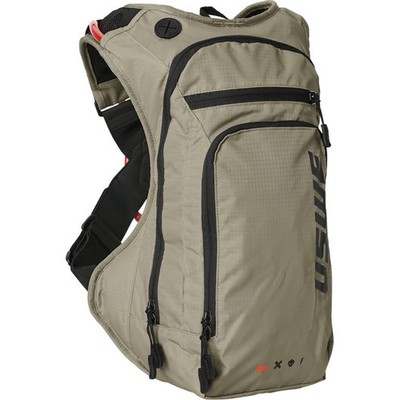 USWE Outlander Hydration Pack - 9L - Sand 5209077021 3519-0146 62-5085