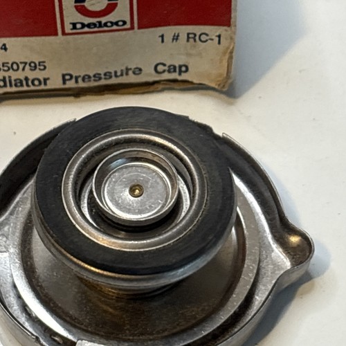 GM RC-1 Radiator Pressure Cap 7 # Vintage NOS Stainless Corvette 850795 Delco - Picture 4 of 5