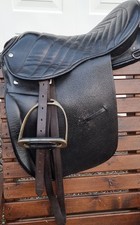 17" Brown Horse Leather Saddle (Medium Fit) Unbranded Good Condition