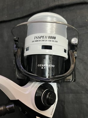Tsunami TSSPE II 8000 Spinning Reel SPEAR II White/Black 15-20lb