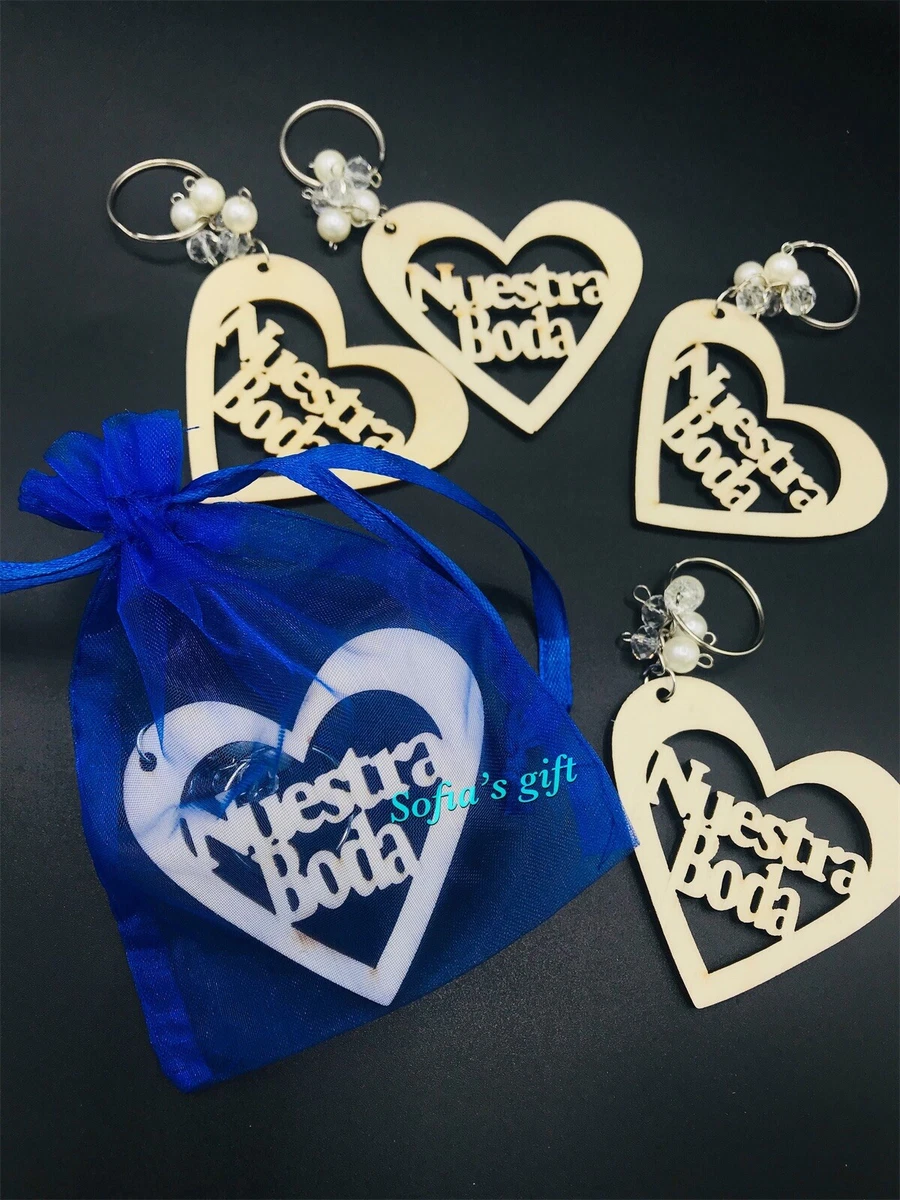 12 WEDDING FAVORS Wooden Heart Giveaways Keychains Recuerdos De