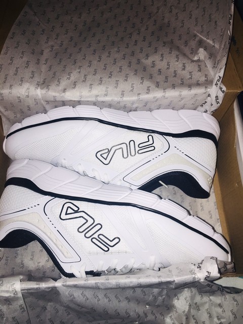 fila trainers size 11
