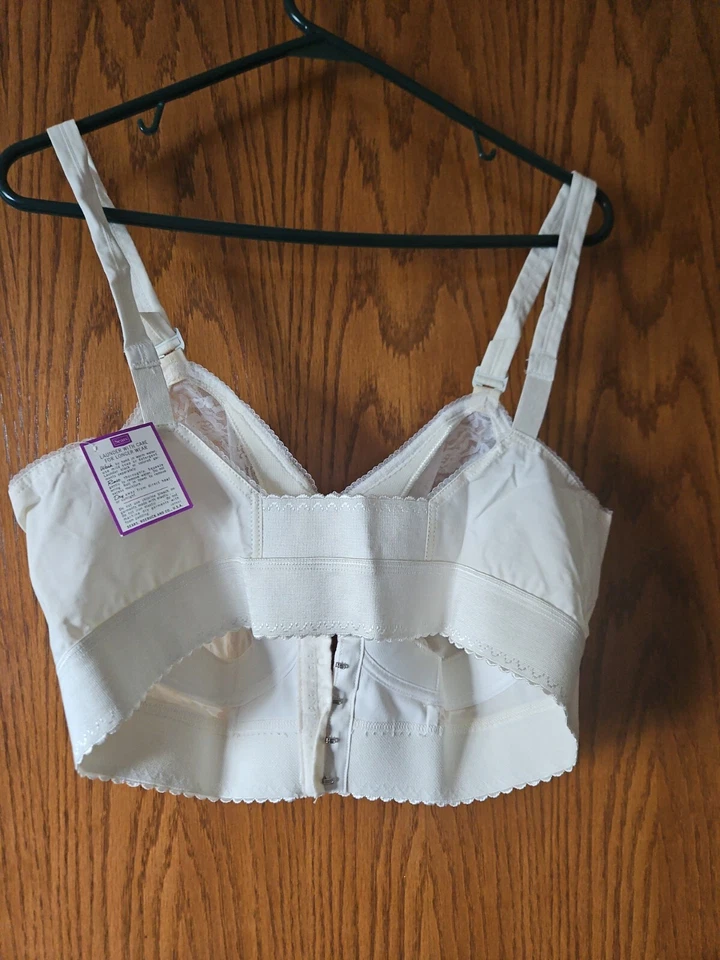 Conjunto de 2 sujetadores clásicos vintage para mujer Sears & Roebuck talla 44C color blanco  Foto 4 de 4