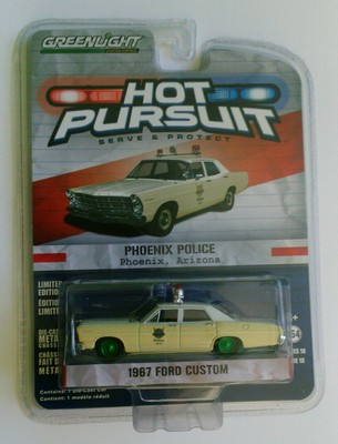 GREENLIGHT HOT PURSUIT 1967 FORD CUSTOM CHASE NEVER OPENED! 