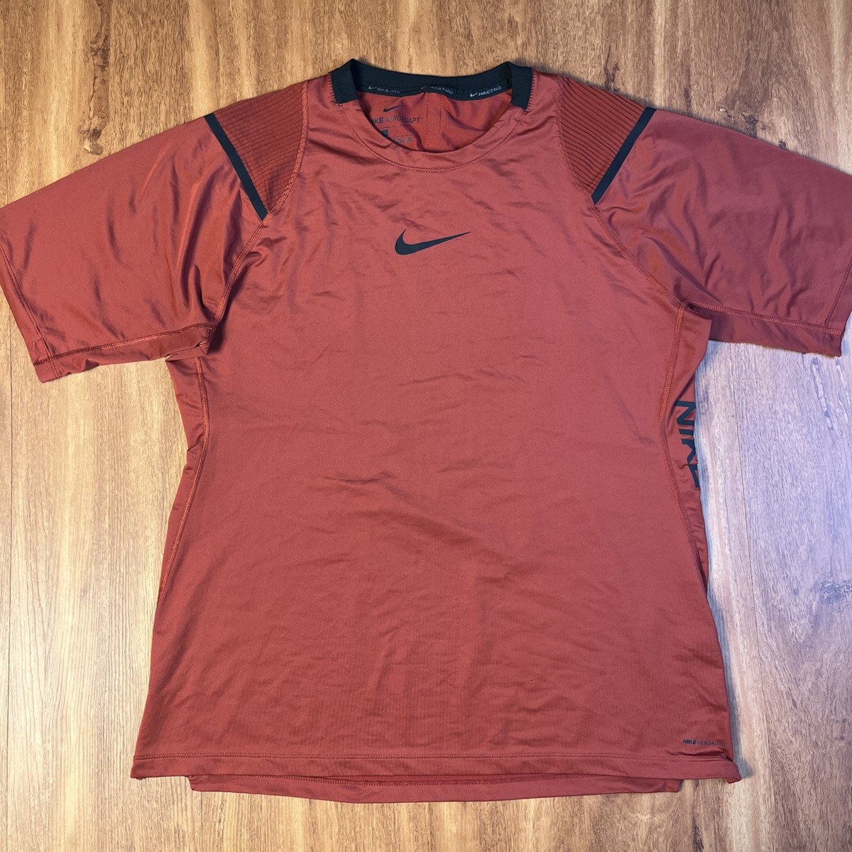 Nike Pro Men's Large AEROADAPT Fit Red Maroon Athletic Training
