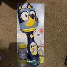 Bluey Light and Sound Musical Bubble Wand with Bubbles