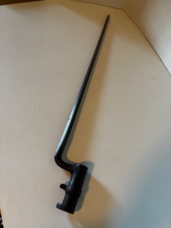 VINTAGE ORIGINAL SPRINGFIELD RIFLE US SOCKET BAYONET CIVIL WAR  US MARKED