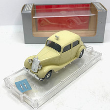 45932 VITESSE / PORTUGAL / 169 MERCEDES BENZ 170V 1939/1949 TAXI 1/43