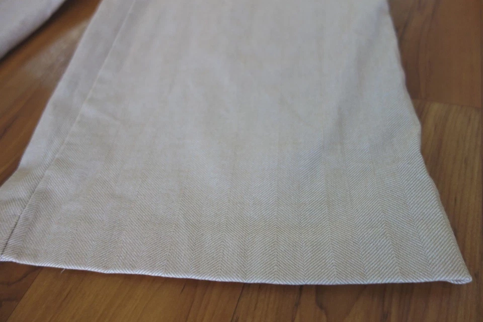 Pantalones Charlotte Russe Mujer Jrs Talla 3 Beige Capri Cortos Texturizados Rayas 25X19 Foto 3 de 4