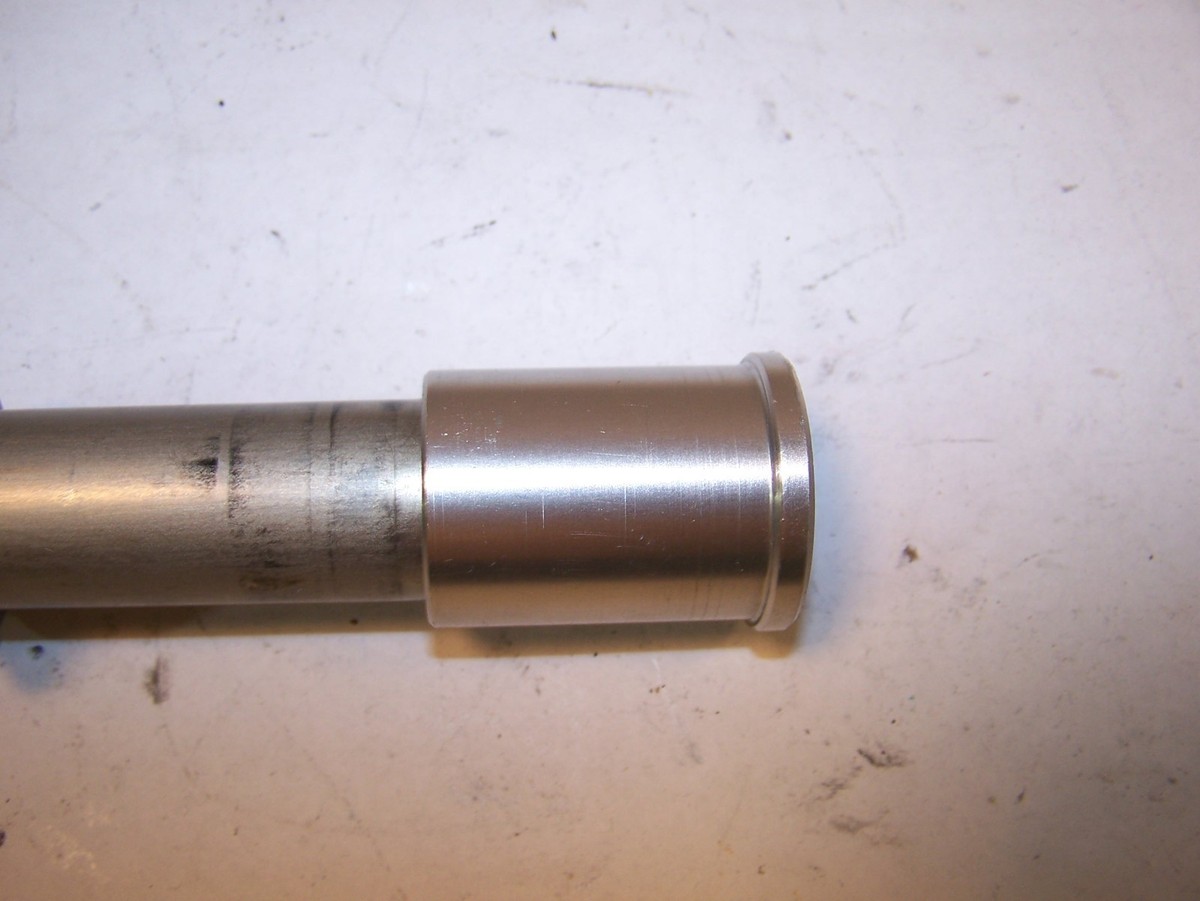 kopanda１／4 KAWASAKI ZX14 FRONT WHEEL AXLE & COLLARS 41068-0049 ZX 14 CONCOURS