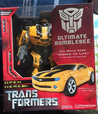 Transformers Movie Ultimate Bumblebee Huge Electronics MISB 2007 .
