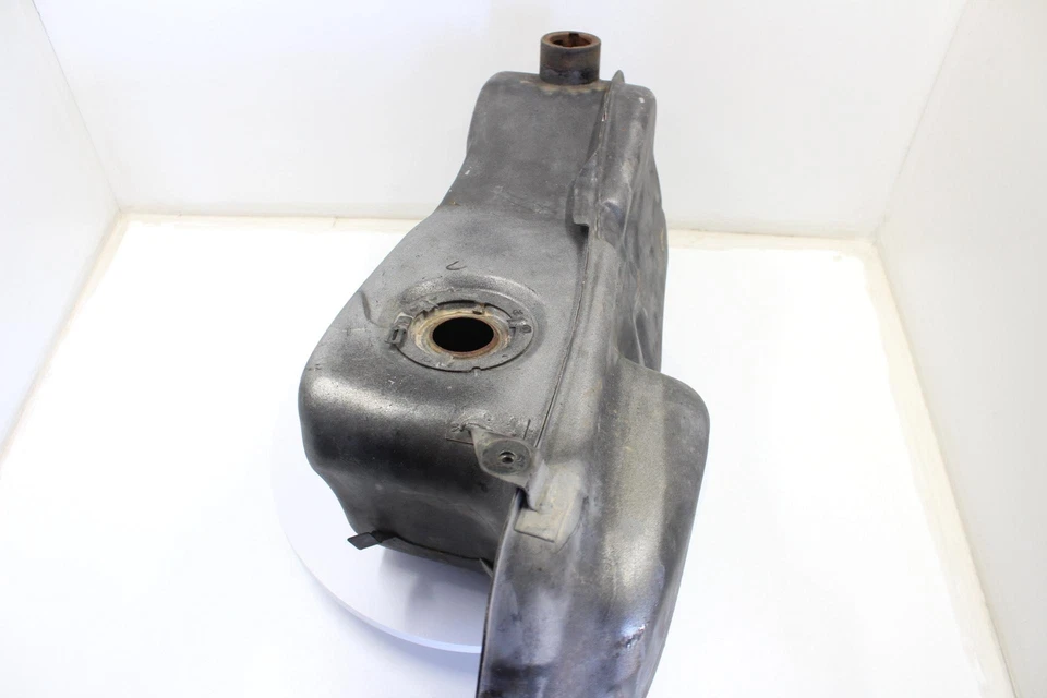 1981 年 HONDA GOLDWING 1100 黑色原始设备制造商油箱燃料石油储罐 — 第 3/4 张图片