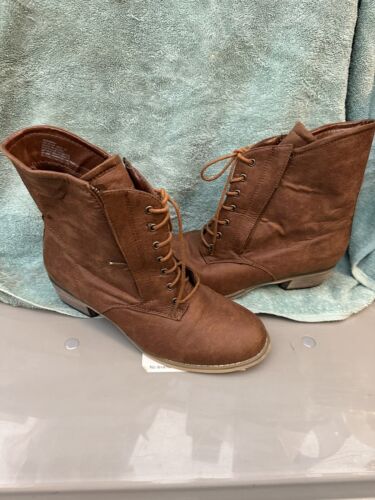 just fab boots size 10