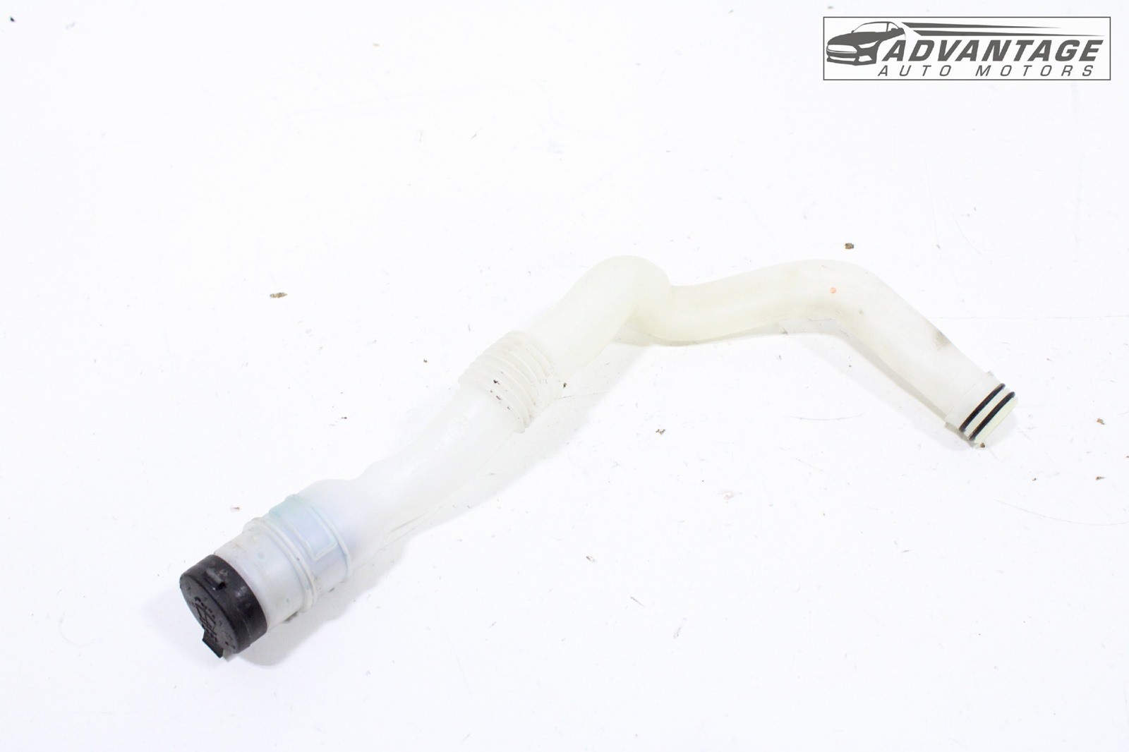 Maserati Quattroporte S Q4 2014-2021 Filler neck with flange