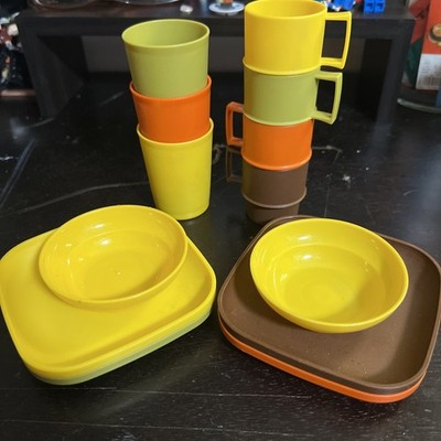 Vintage Tupperware  Mini Serve It Dishes Set Of 13 Piece Childs Playset