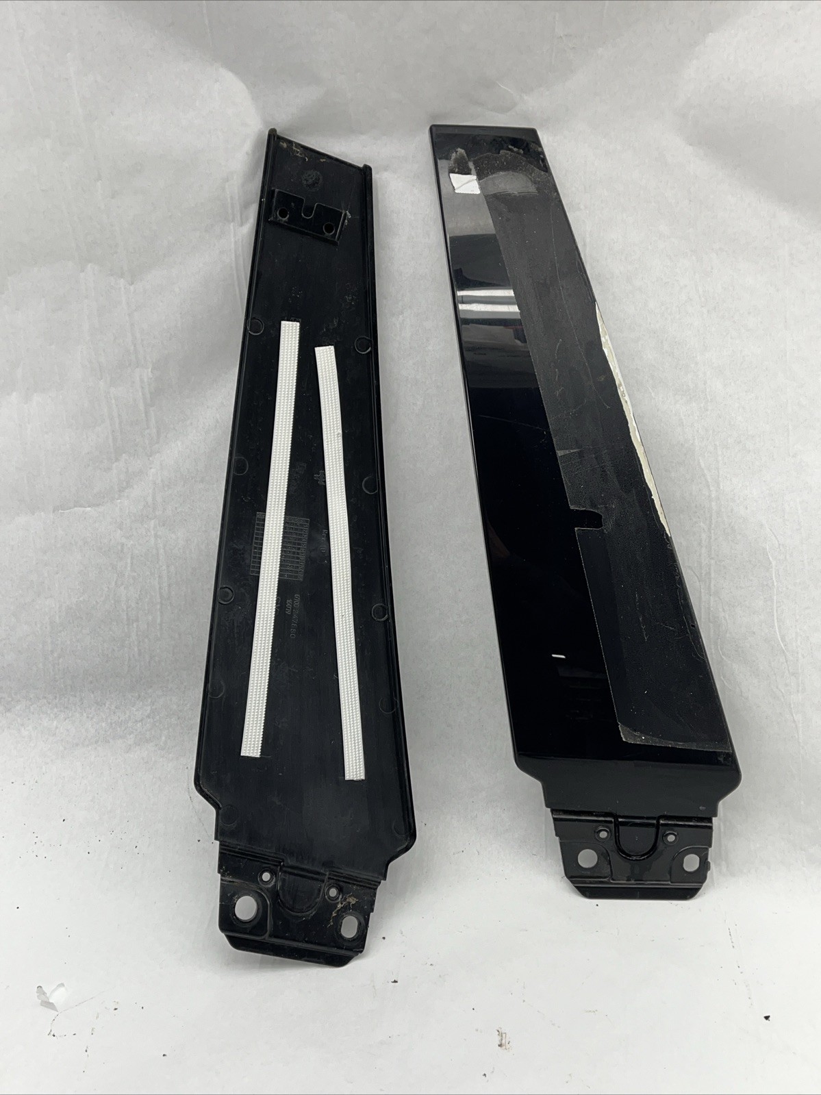 2014-2020 MASERATI GHIBLI LEFT & RIGHT SIDE B PILLAR APPLIQUE MOLDING OEM