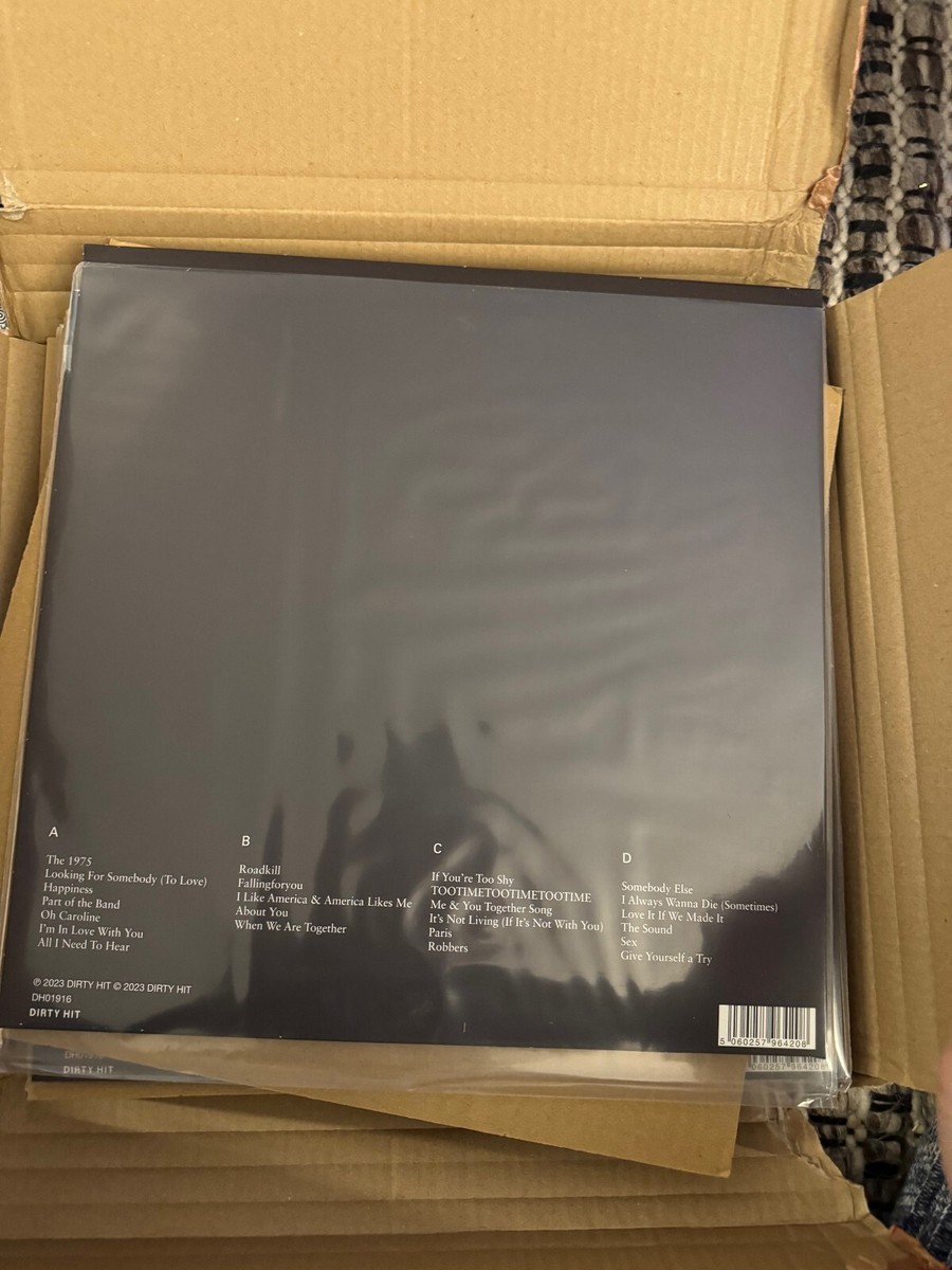 THE 1975 アルバム5枚セット　ポストカード付き Amazon.co.jp: THE 1975: ミュージック