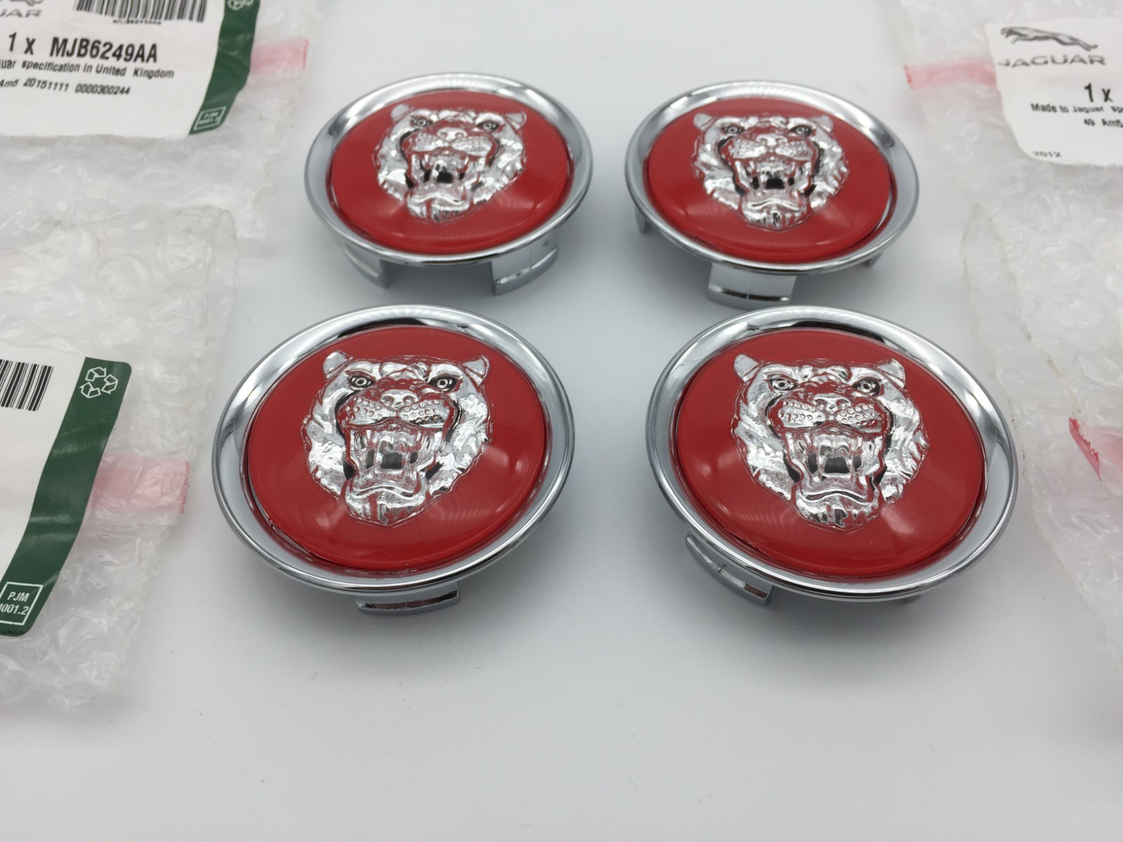 GENUINE JAGUAR ALLOY WHEEL CENTRE CAP BADGES NEW RED / SILVER MJB6249AA