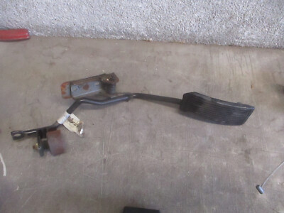 Fuel Gas Pedal 3.0 V6 Nissan Maxima 00 01 
