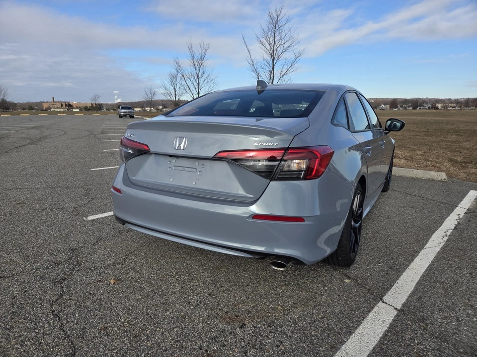 Honda Civic Sport 2024 Foto 4 de 4