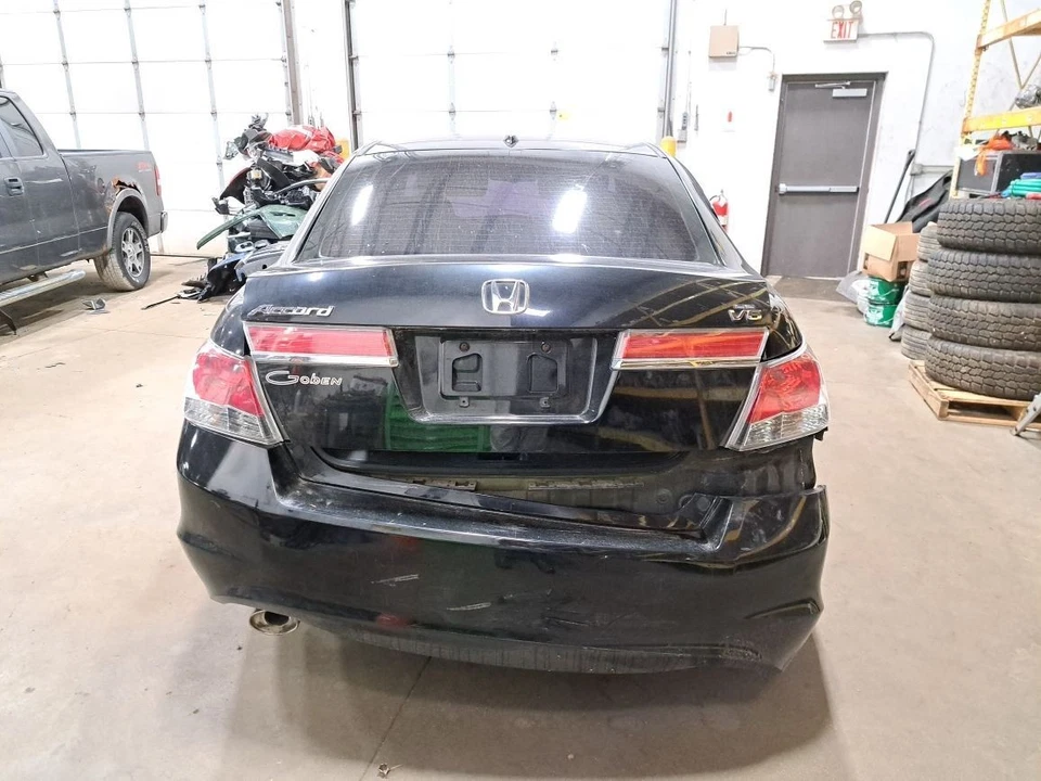 Cilindro maestro de freno Accord Sku #4271077 2012 Foto 4 de 4