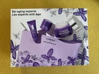 Clinique x Drawbertson Gift Set De-Aging