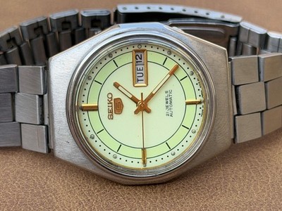 Vintage Seiko 5 Automatic 21 Jewels Men's Watch Japan Made Spares/Repair (438)