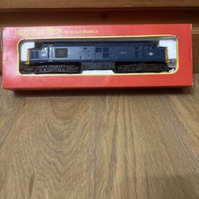 Hornby 00 R.751 B.R Co-co Diesel Electric Locomotive D6830