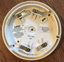 Cerberus Pyrotronics Siemens DB-3S Base For Fire Alarm Smoke Detectors. 