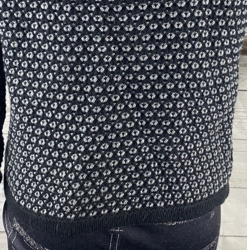 Banana Republic Cardigan Sweater XS Black Gray Metallic Silver Knit Classic Look - Picture 11 of 12