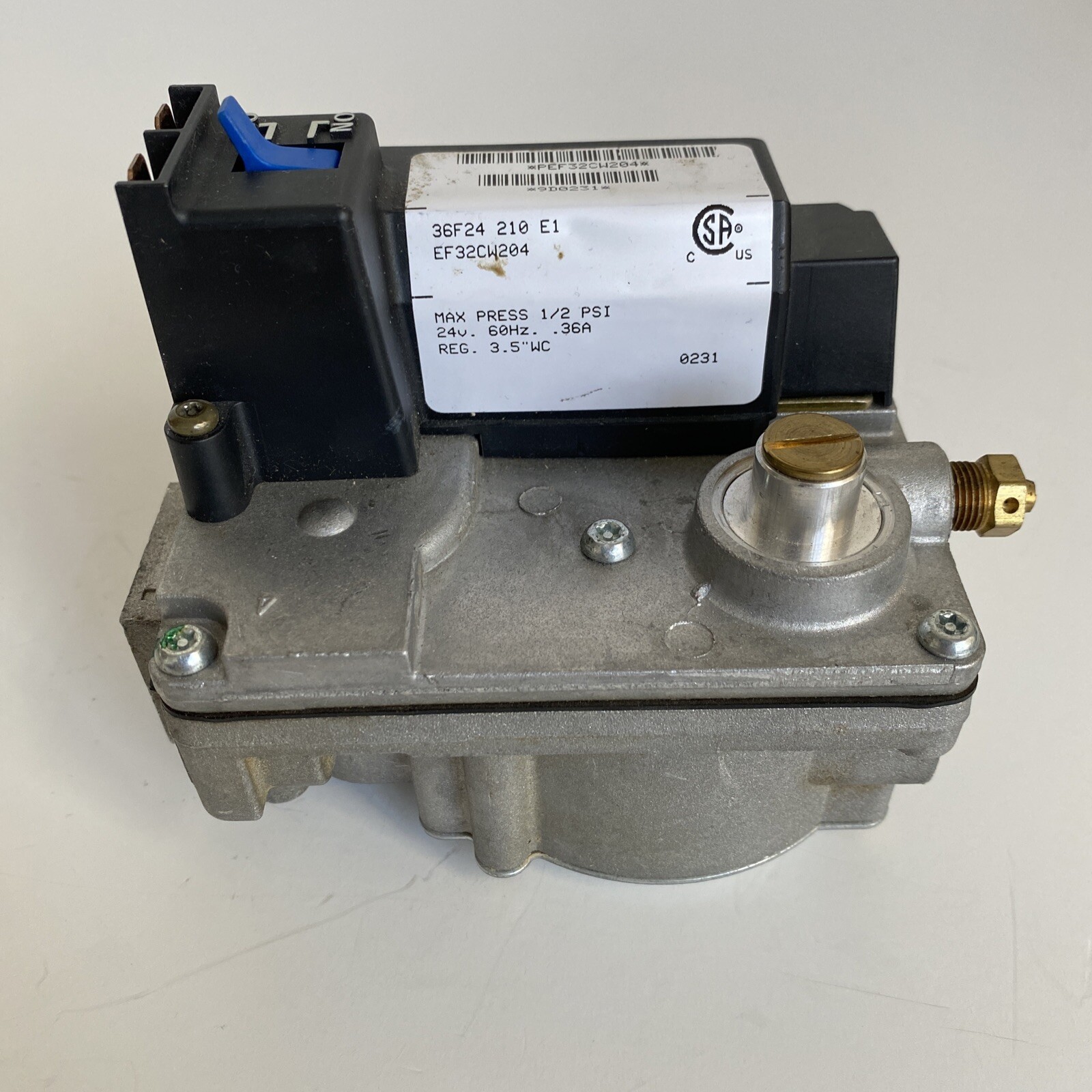 White Rodgers 36F24 218E90 HVAC Furnace Gas Valve EF32CW205 | eBay