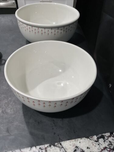 habitat petite fluer pattern pair of mixing bowls 8 and 9 1/2 in - Picture 1 of 8