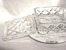Clear Glass 4.25"X 4.5"x 2" Square Jewelry/Trinket Box With Lid Unknown Maker