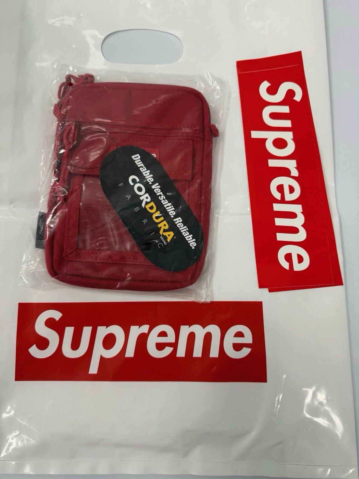 Sac bandoulière authentique Supreme Utility Poch rouge SS19 flambant neuf avec étiquette neuf avec étiquettes