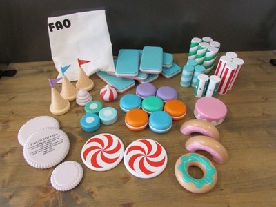 FAO Schwarz Tasty Towers Castle Ice Cream Cookies Pieces - Lot of 45 Pieces