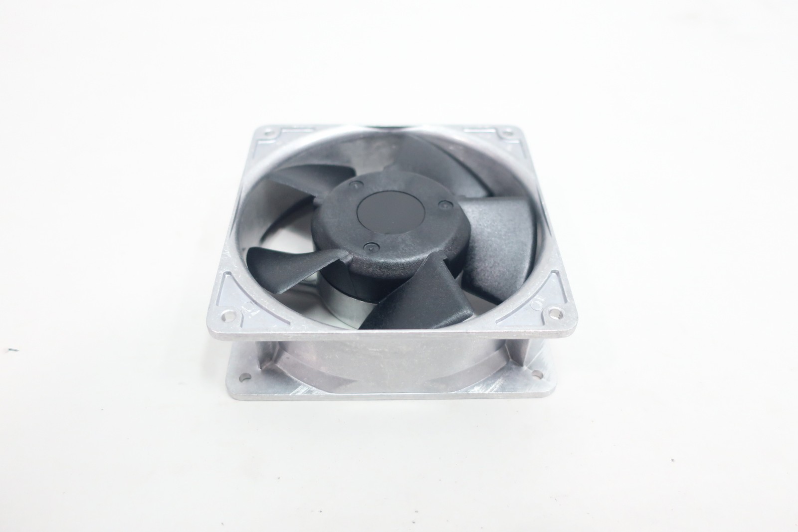 Omron R87F-A1A15HP 15/14w Fan 4-1/2in 100v-ac
