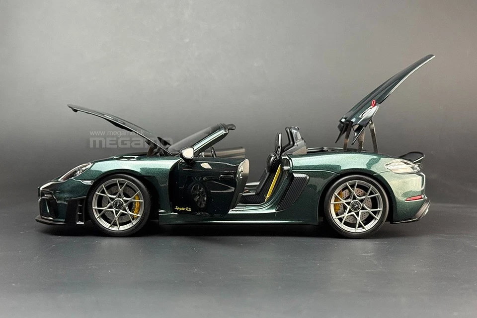 1/18 Norev Porsche 718 Spyder RS w/ Weissach Pack 2023 Forest Green Diecast - Image 2 of 4