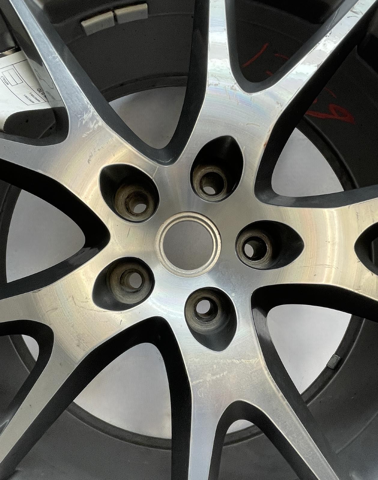 2010 FERRARI CALIFORNIA WHEEL 5 Y SPOKE MACHINED GRAY PAINTED POCKETS B-