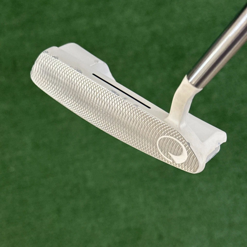 Ray Cook Lady Baroo Mood Putter, 33”, Right Handed w/ HC & Color Plates - Image 3 of 4