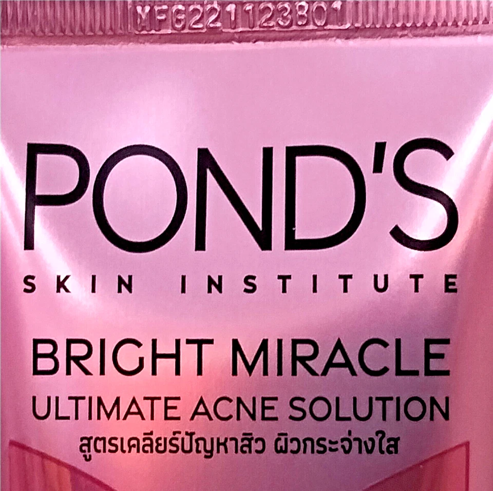 Pond's Bright Miracle Ultimate Acne Solution Thymo-BHA Facial Foam 90g × 2 tubes - Image 2 of 4