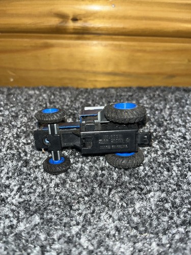 Farm Tractor - Blue - # 6057 P - High Speed - China Friction Control - Picture 5 of 5
