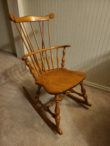 Rare 1867 BENT & BROS CO. Rocking Knitting Chair Bowback Windsor Maple - Picture 4 of 6