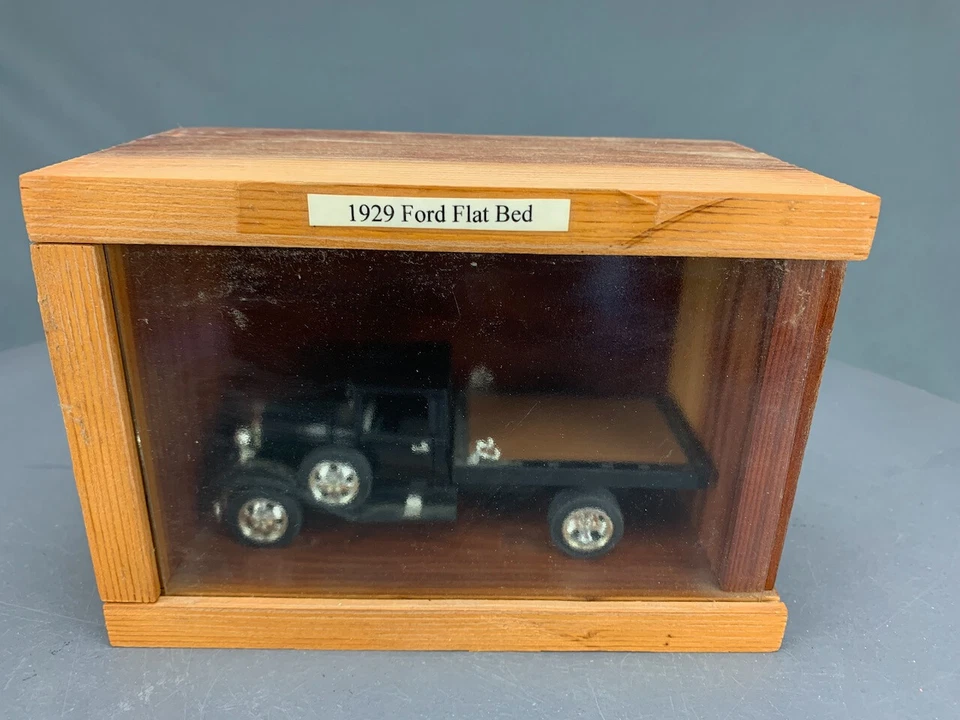 Camión Ford AA 1929 1:32 Museo Nacional del Motor con caja de exhibición personalizada D1695 Foto 2 de 4